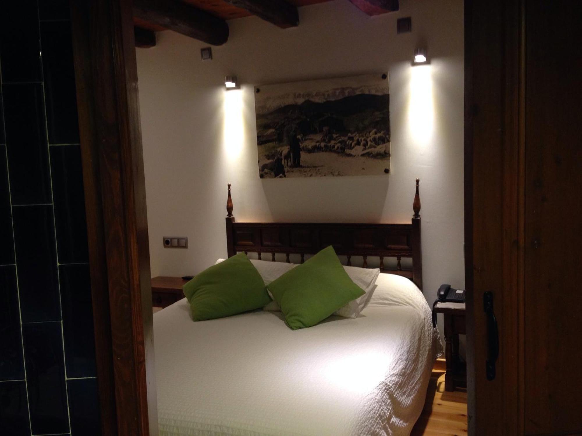 Hotel Can Borrell Meranges Ruang foto
