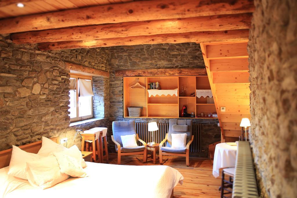 Hotel Can Borrell Meranges Bagian luar foto